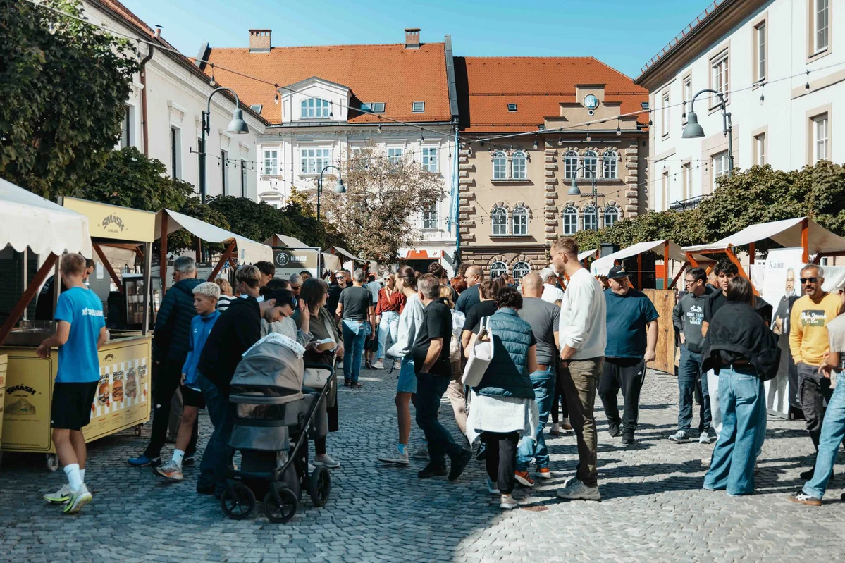 FOTO: Odprta kuhna napolnila središče Slovenj Gradca
